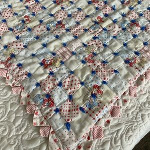 Beat Handmade tied quilt